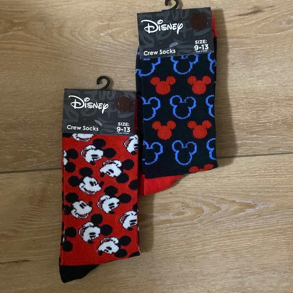 NWT Mickey & Minnie Mouse Crew Socks